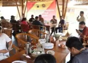 Jalin Silaturahmi, Kapolres Semarang Ajak Awak Media Makan Siang Bareng