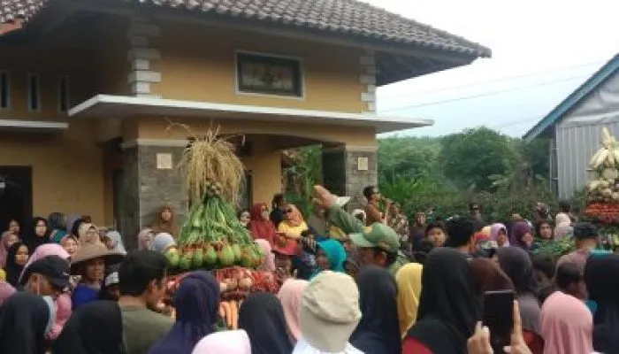 Sedekah Bumi Tradisi yang Terus Dijaga Masyarakat Kajen Pekalongan