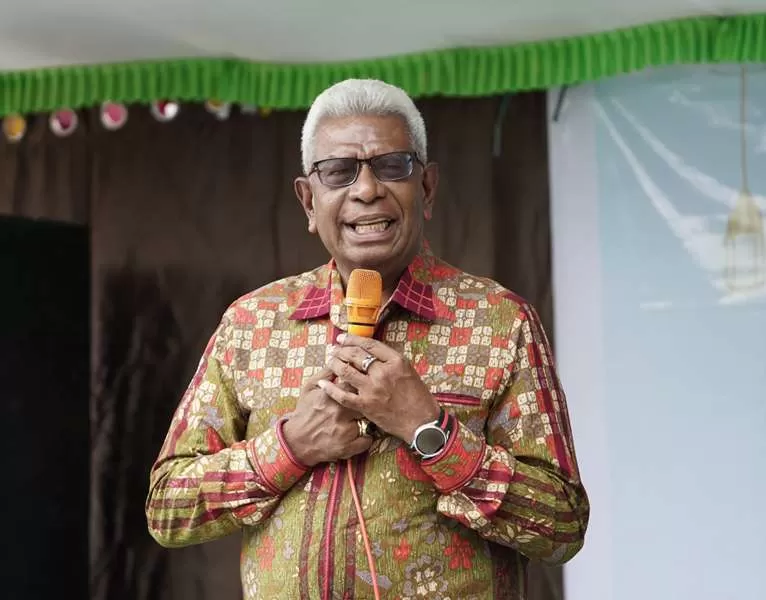 Johannes Rettob dan pembenahan Mimika