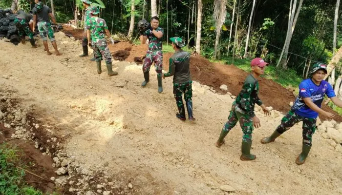 TNI Manunggal Membangun Desa (TMMD) Ke-123 Kodim 0625/Pangandaran Percepat Pembangunan RTLH