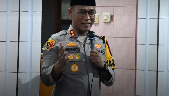 Meningkatkan Keberkahan Ramadhan, Kapolres Pangandaran Gelar Tarawih Keliling dan Berikan Himbauan Kamtibmas