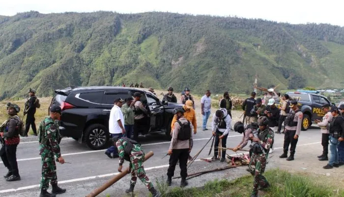 Aparat Gabungan TNI-Polri Gelar Razia Skala Besar di Kab. Puncak Jaya