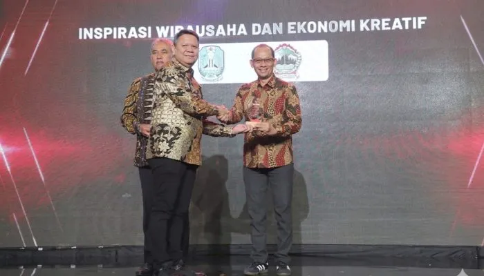 Berkat Sektor Ekraf dan UMKM, Pemprov Jateng Sabet Penghargaan Nasional Bergengsi di Jakarta