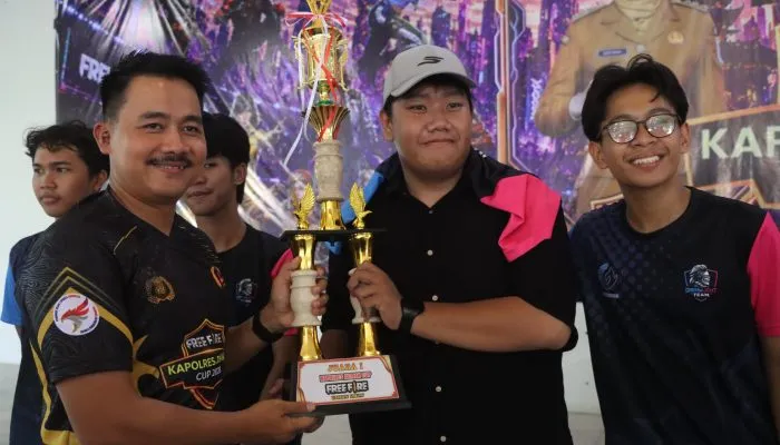 Ratusan Pelajar Demak Unjuk Strategi di Turnamen Free Fire Kapolres Cup 2026