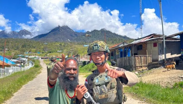 Satgas Damai Cartenz Jamin Keamanan Ibadah Minggu di Sinak Papua Tengah