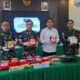 Satgas Pamtas Yonarmed 19/Bogani Serahkan 16,402 Kg Sabu Hasil Pengungkapan di Perbatasan kepada BNNP Kalbar