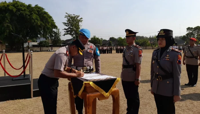 Kapolres Sragen Lantik Empat Perwira Tekankan Amanah dan Integritas