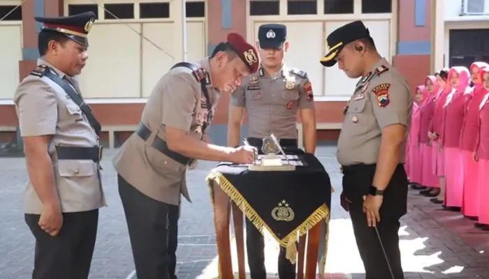 Empat Perwira Polres Kudus Resmi Berganti Jabatan, Kapolres Tekankan Adaptasi dan Peningkatan Pelayanan