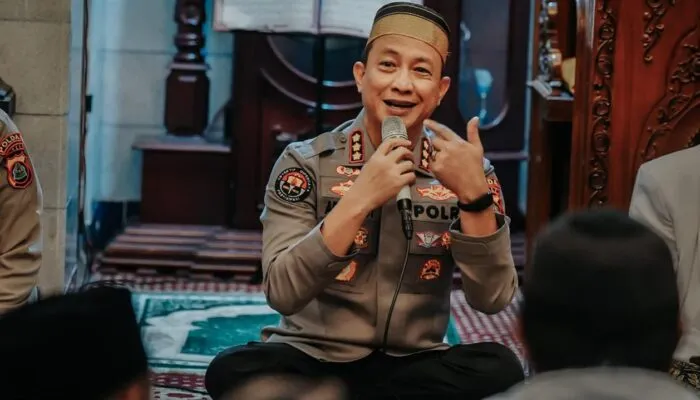Suling di Masjid Al-Hikmah Kesiman, Polda Bali Perkuat Silaturahmi dan Ajak Masyarakat Jaga Kamtibmas